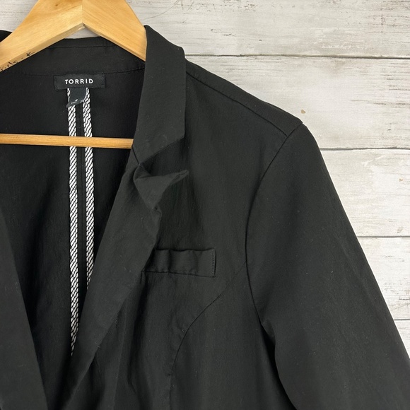 Torrid Stretch Blazer Womens Size 4 Studio Lexington Millennium Black Ruched - Picture 4 of 11